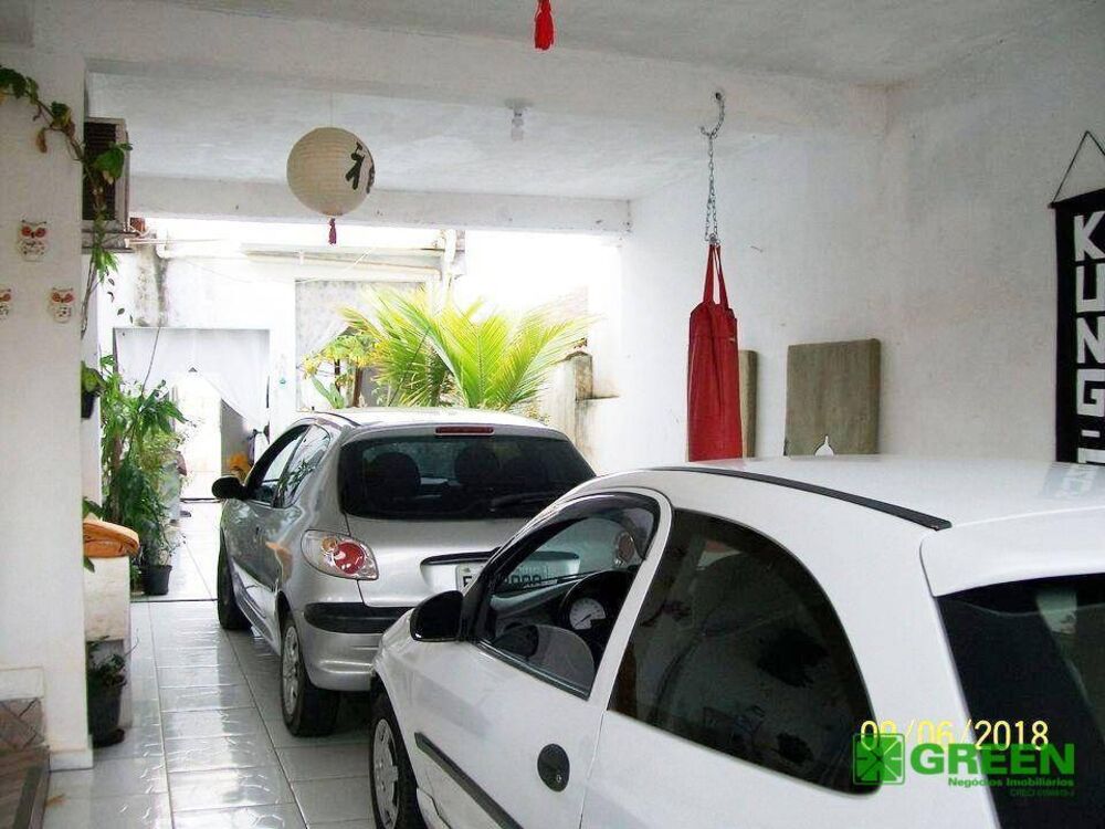 Casa, 3 quartos, 224 m² - Foto 3