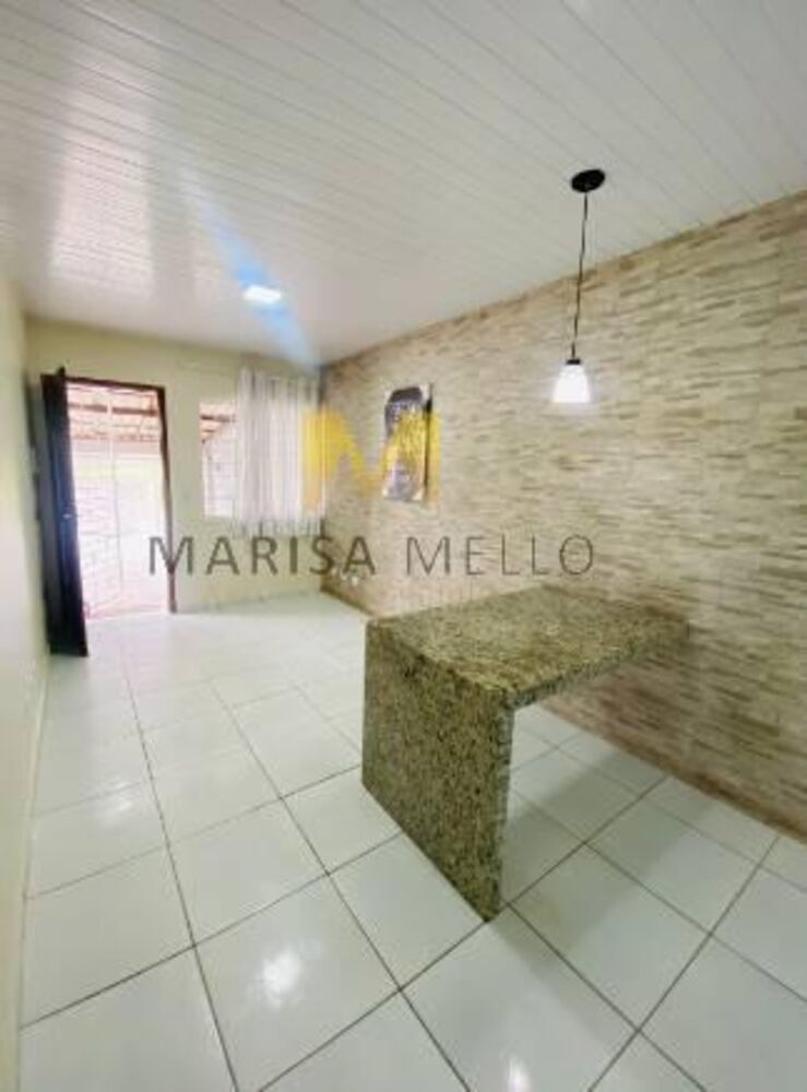 Casa à venda com 3 quartos, 59m² - Foto 2