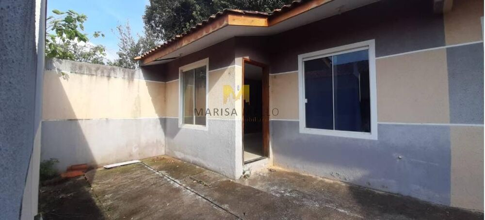 Casa à venda com 2 quartos, 49m² - Foto 1