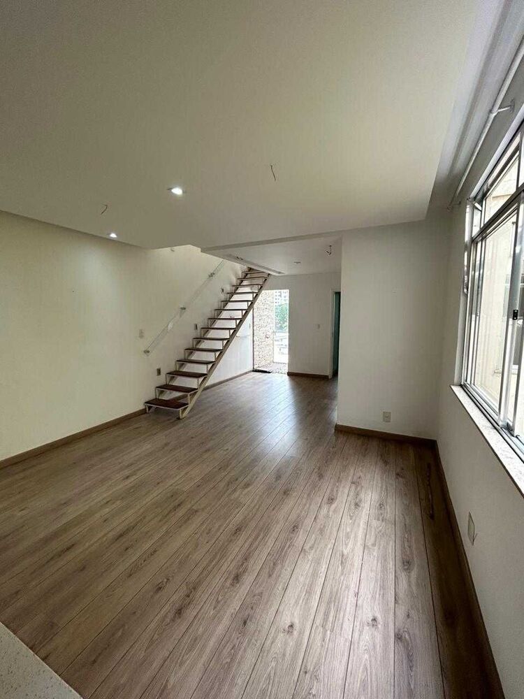 Cobertura à venda com 3 quartos, 177m² - Foto 1