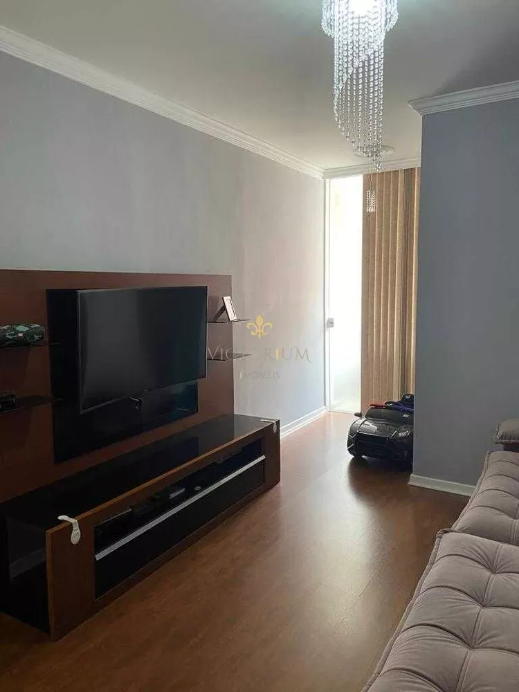 Apartamento à venda com 2 quartos, 10m² - Foto 2