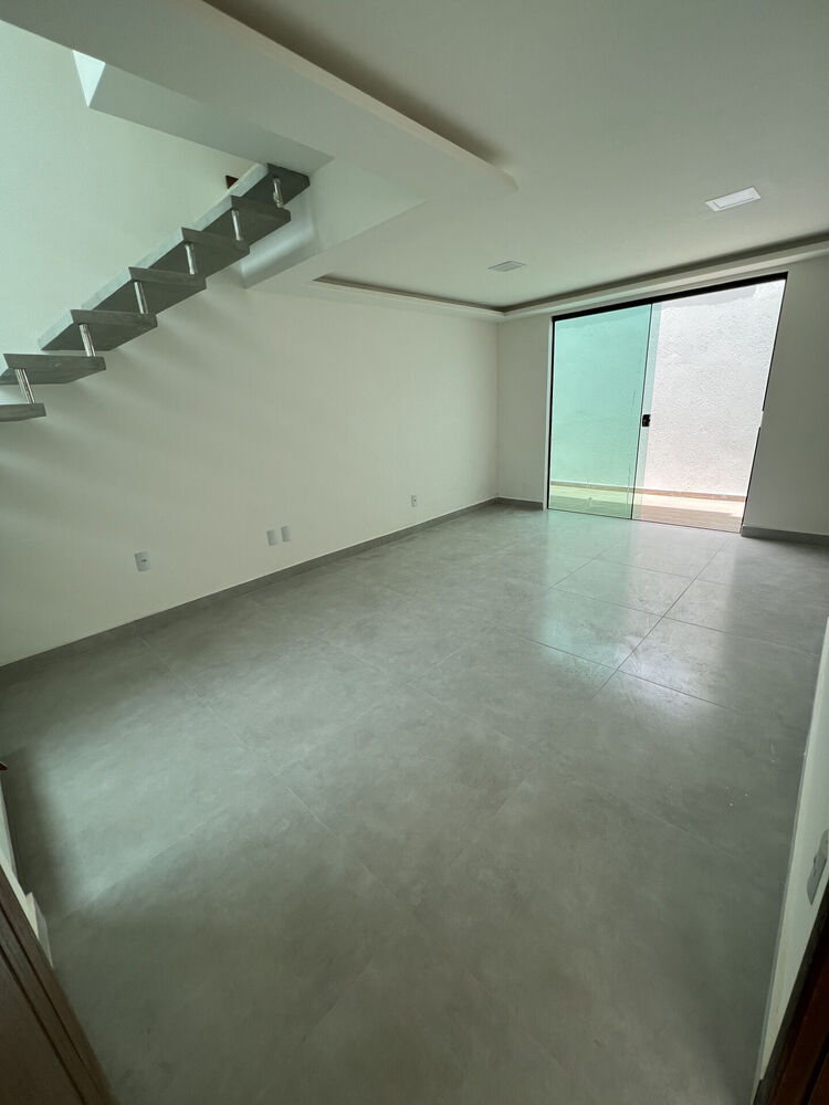 Casa de Condomínio à venda com 2 quartos, 100m² - Foto 13