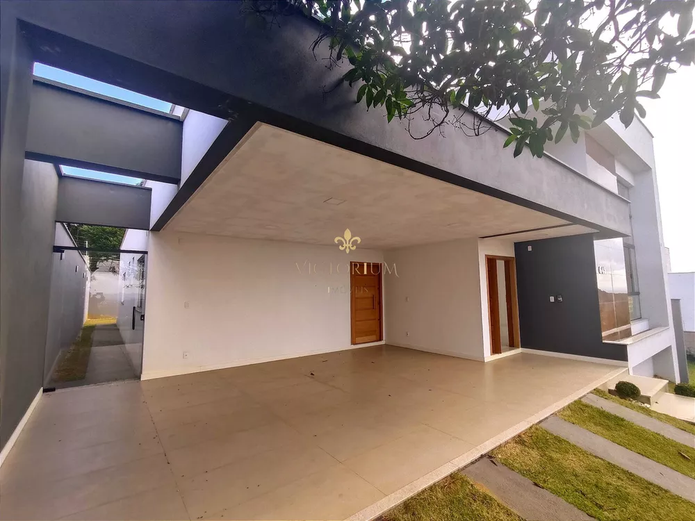 Casa de Condomínio à venda com 3 quartos, 212m² - Foto 4