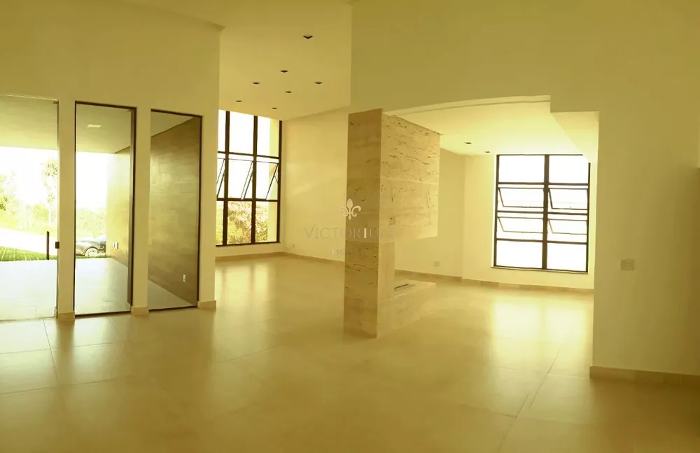 Casa de Condomínio à venda com 3 quartos, 290m² - Foto 3