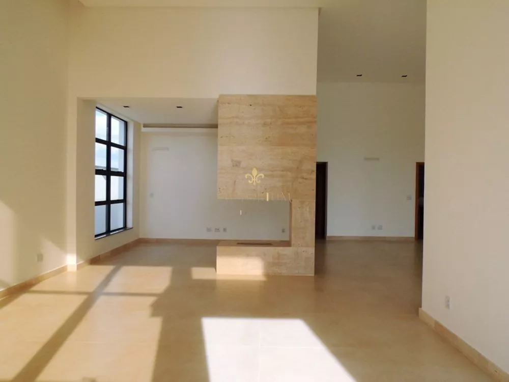 Casa de Condomínio à venda com 3 quartos, 290m² - Foto 4