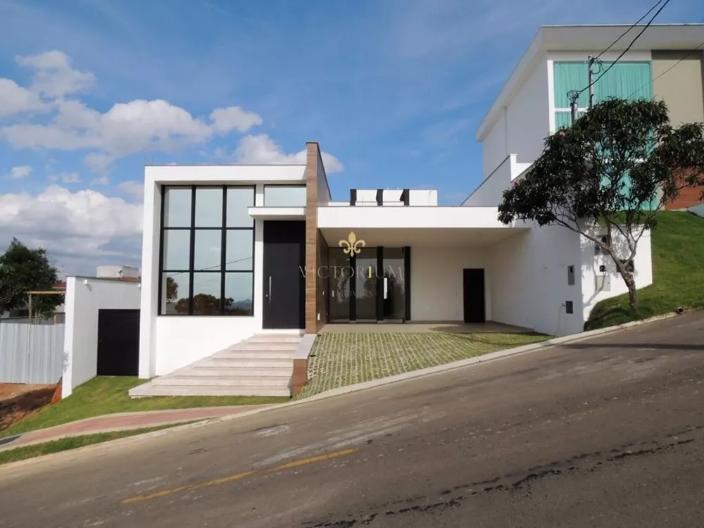 Casa de Condomínio à venda com 3 quartos, 290m² - Foto 2