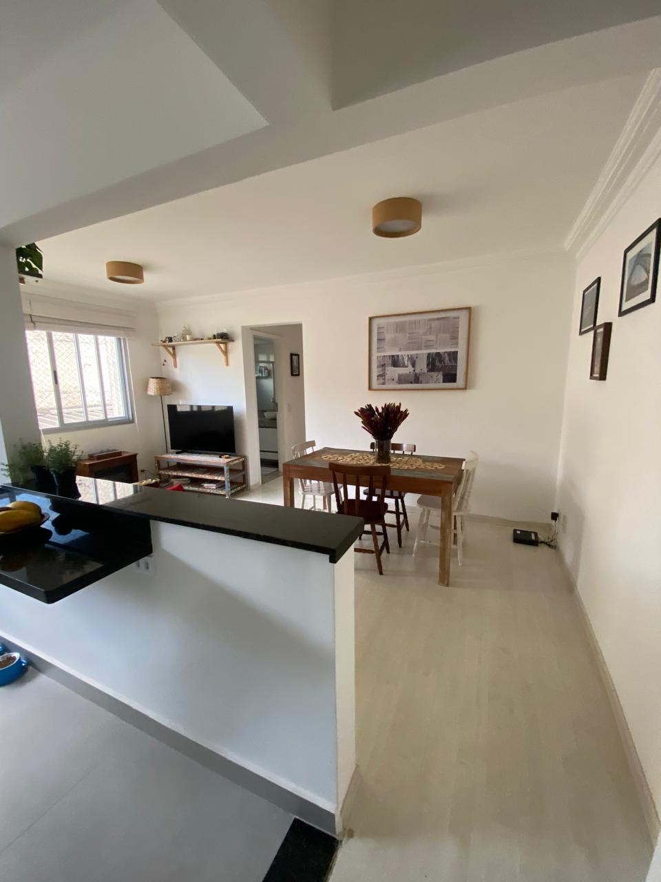 Apartamento à venda com 2 quartos, 72m² - Foto 1