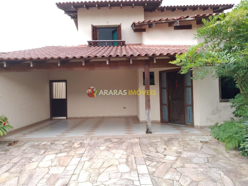 Casa à venda com 4 quartos, 662m² - Foto 1
