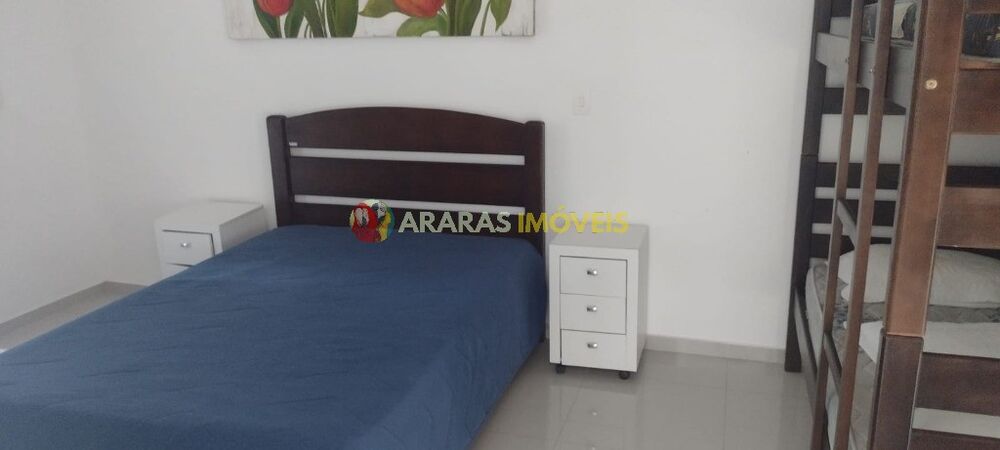 Casa à venda com 4 quartos, 325m² - Foto 10