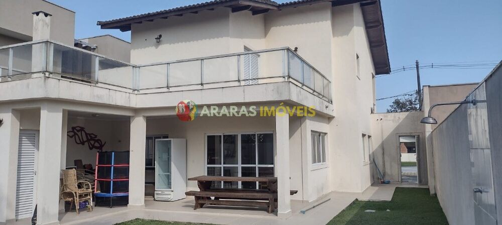 Casa à venda com 4 quartos, 325m² - Foto 27
