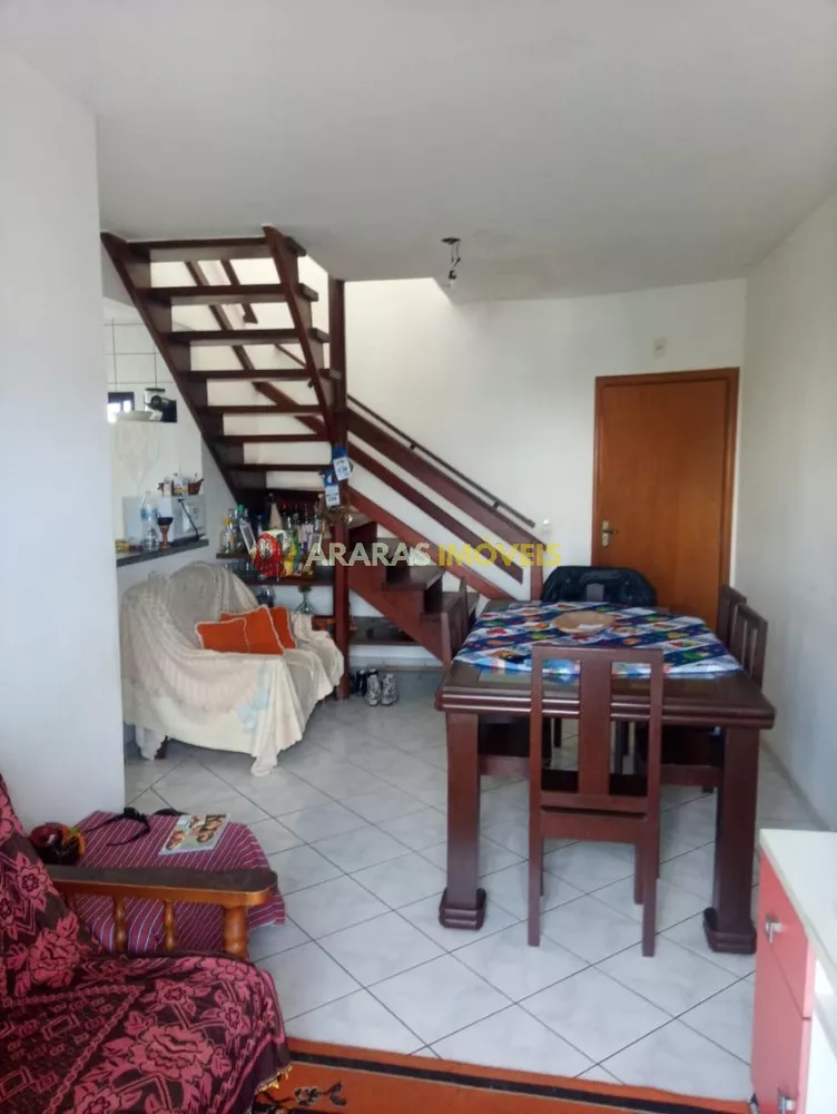 Cobertura à venda com 4 quartos, 161m² - Foto 2