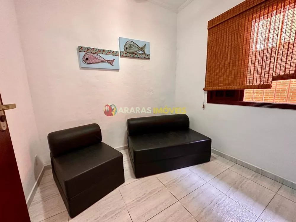 Casa à venda com 2 quartos, 350m² - Foto 3