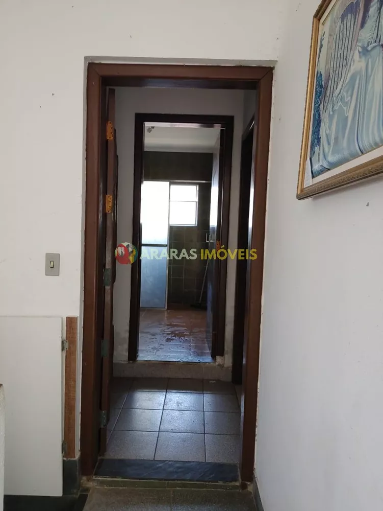 Casa à venda com 4 quartos, 450m² - Foto 4