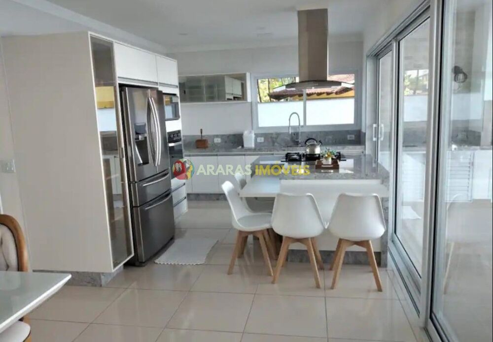 Casa à venda com 5 quartos, 381m² - Foto 10