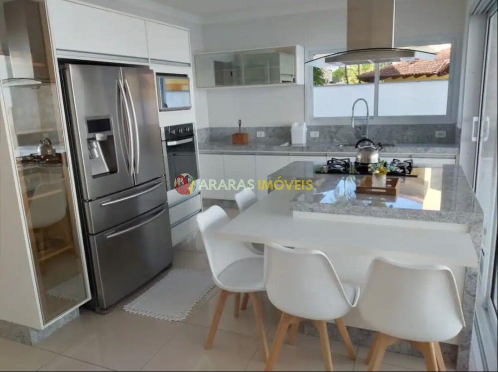 Casa à venda com 5 quartos, 381m² - Foto 11