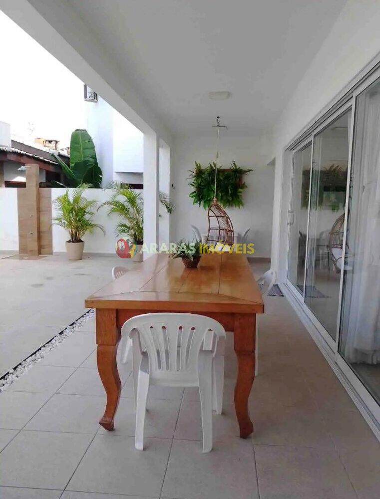 Casa à venda com 5 quartos, 381m² - Foto 23