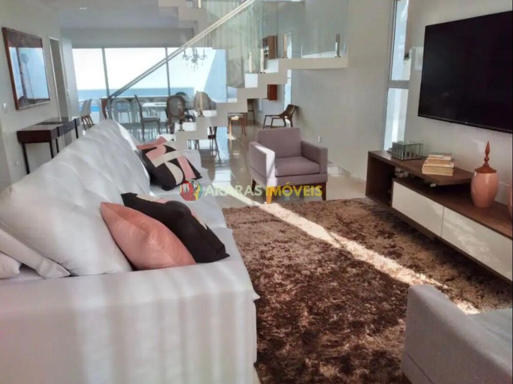 Casa à venda com 5 quartos, 381m² - Foto 4