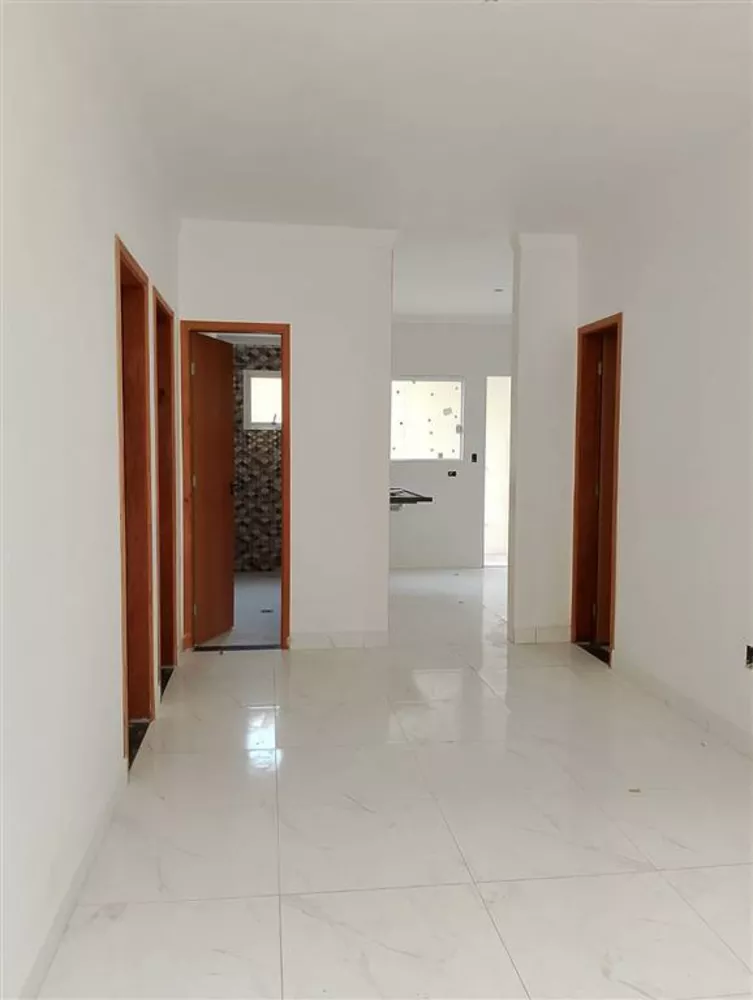 Casa à venda com 2 quartos, 60m² - Foto 5