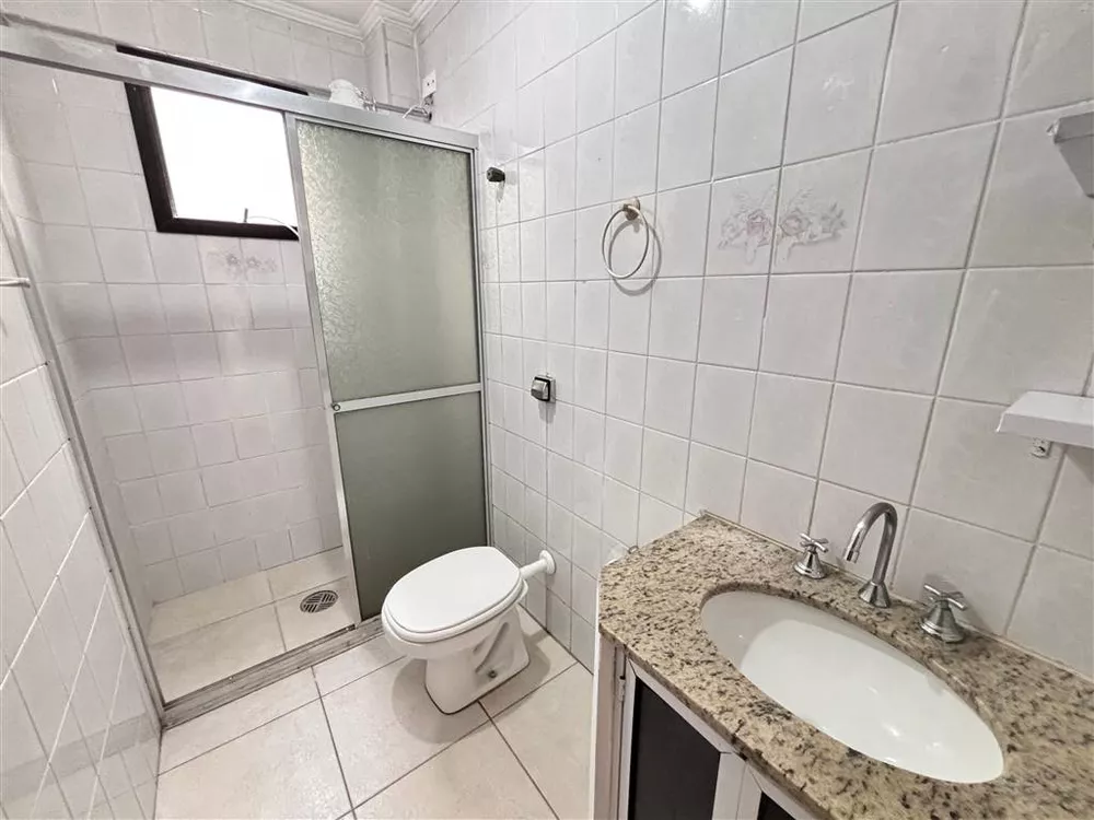 Apartamento à venda com 2 quartos, 65m² - Foto 3