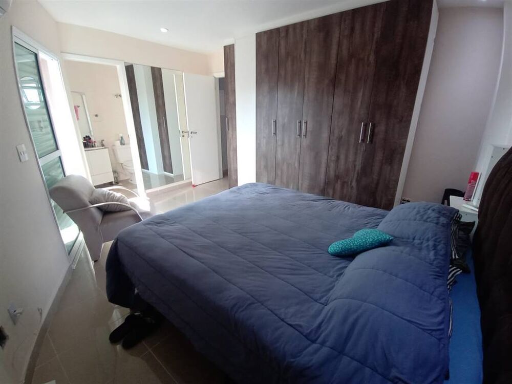 Sobrado, 3 quartos, 264 m² - Foto 14