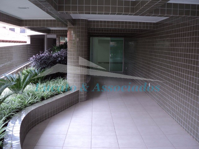 Apartamento à venda com 2 quartos, 68m² - Foto 9