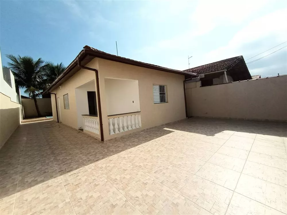 Casa à venda com 3 quartos, 72m² - Foto 1