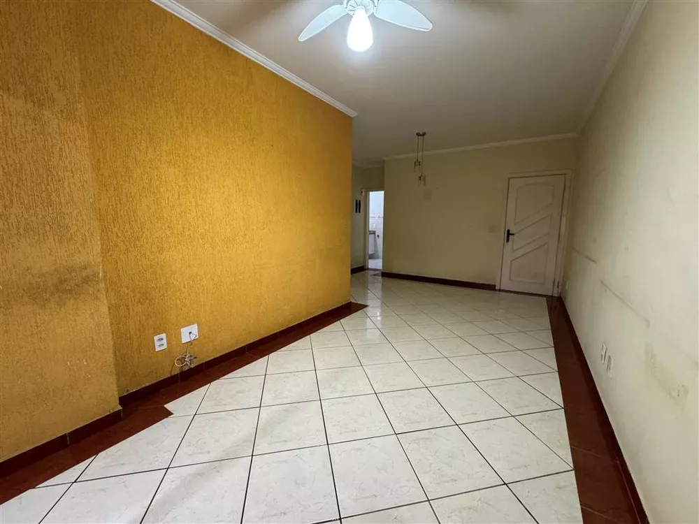 Apartamento à venda com 3 quartos, 96m² - Foto 3