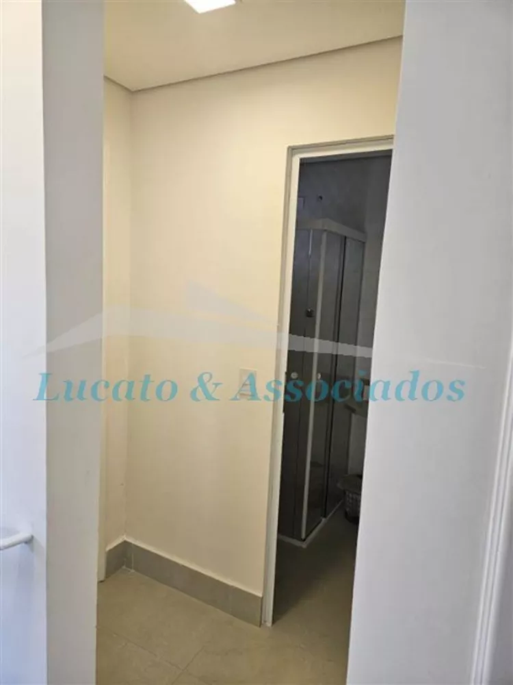 Apartamento à venda com 3 quartos, 150m² - Foto 4