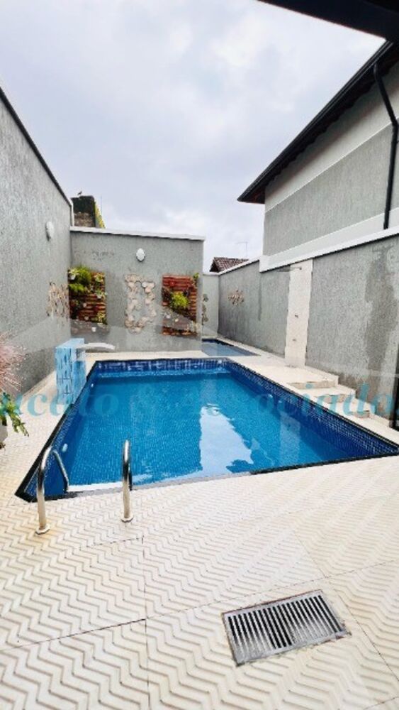 Casa à venda com 2 quartos, 54m² - Foto 2