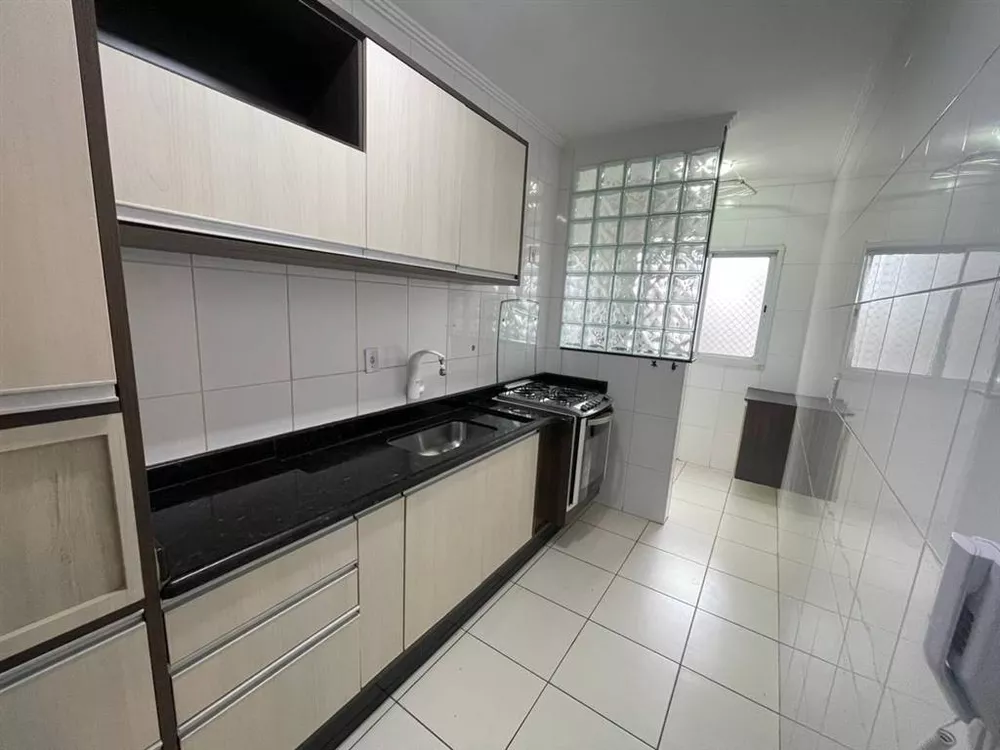 Apartamento à venda com 2 quartos, 61m² - Foto 6