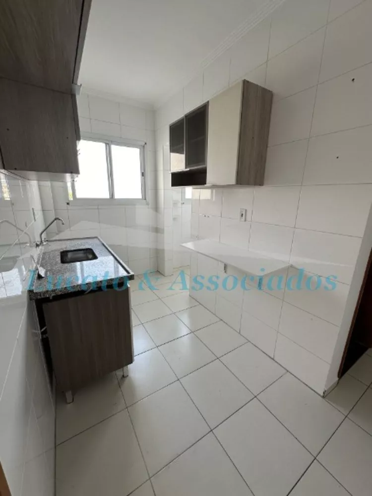 Apartamento à venda com 2 quartos, 59m² - Foto 4