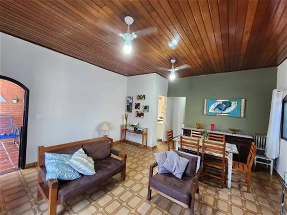 Casa à venda com 3 quartos, 144m² - Foto 4