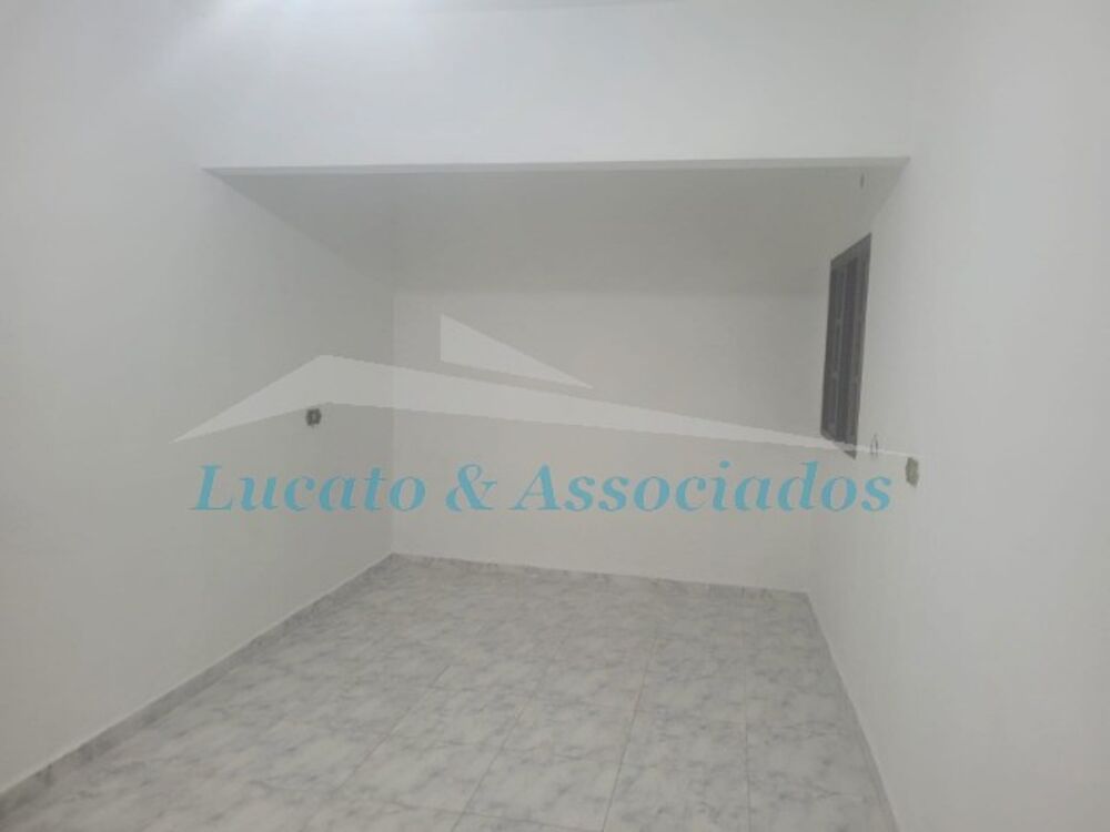 Casa à venda com 3 quartos, 160m² - Foto 4