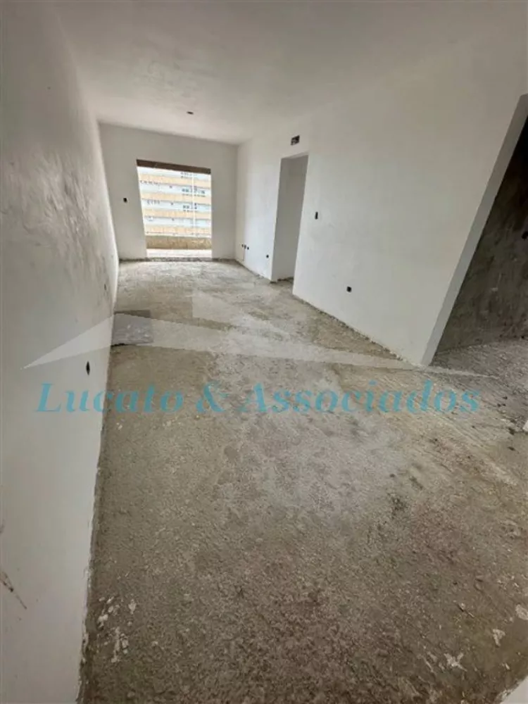 Apartamento à venda com 2 quartos, 74m² - Foto 2