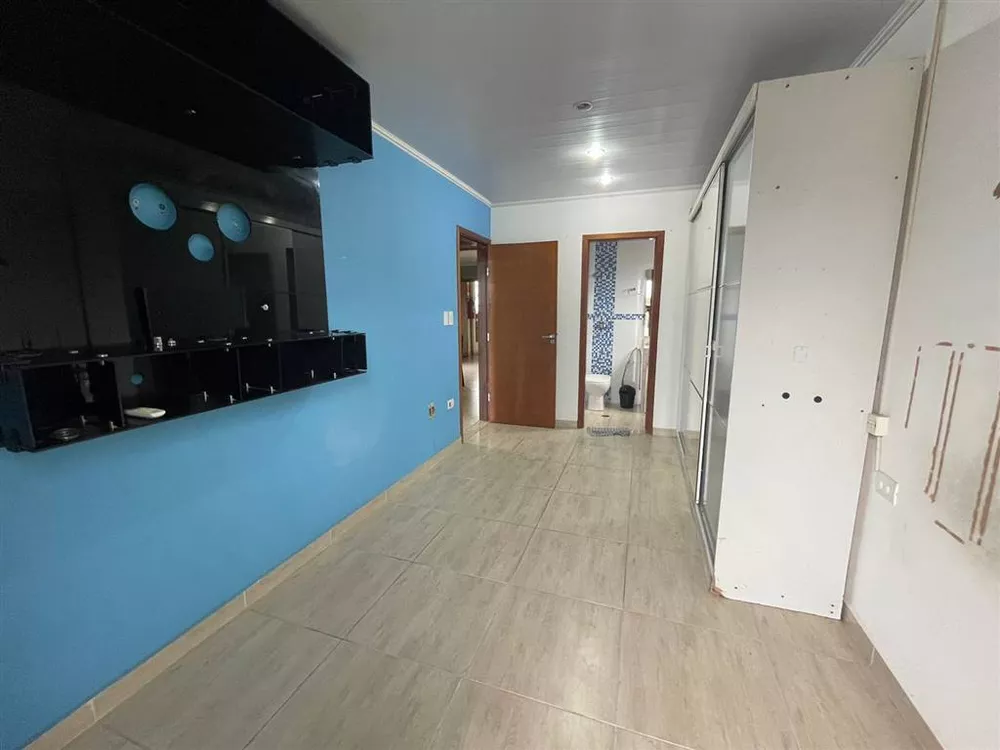 Apartamento à venda com 2 quartos, 70m² - Foto 3