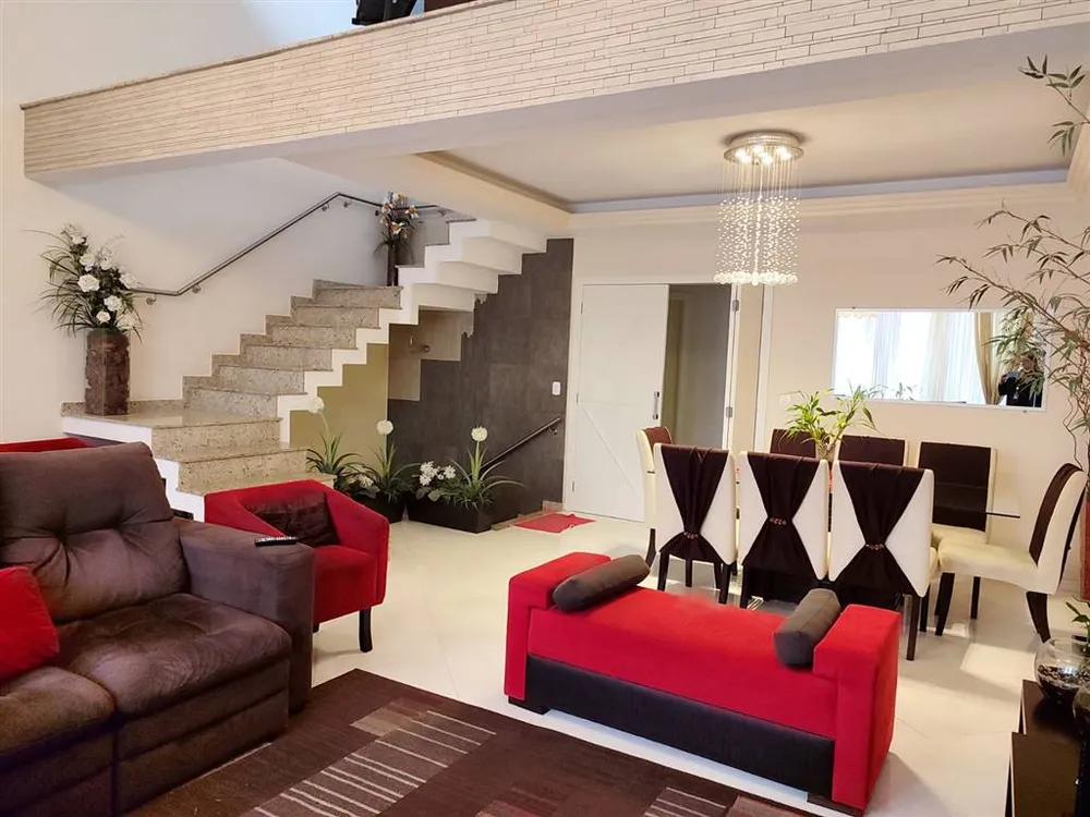 Casa, 3 quartos, 249 m² - Foto 3