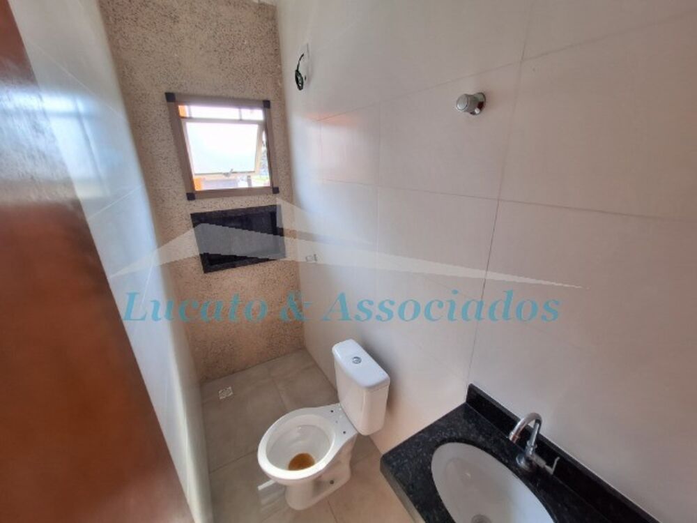 Casa, 3 quartos, 68 m² - Foto 1