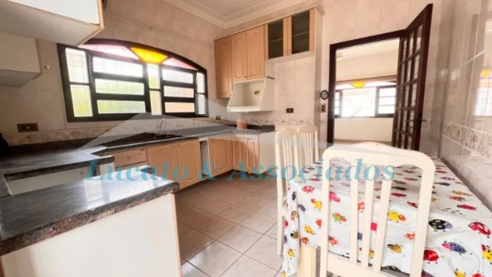 Casa, 2 quartos, 252 m² - Foto 9