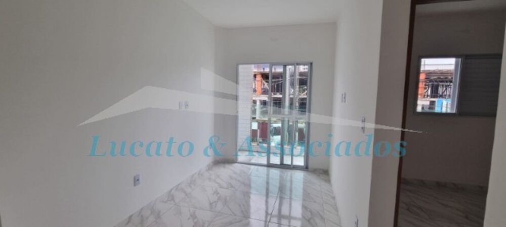 Casa à venda com 2 quartos, 62m² - Foto 6