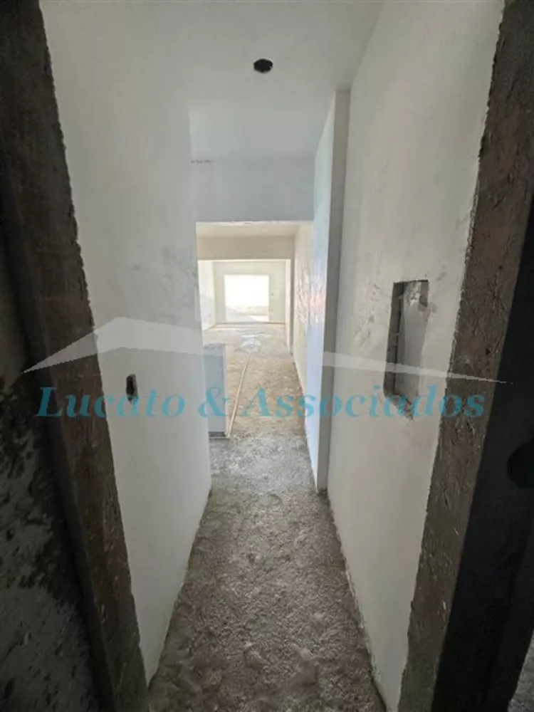 Apartamento à venda com 3 quartos, 124m² - Foto 4