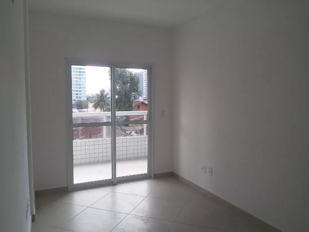 Apartamento à venda com 2 quartos, 78m² - Foto 3