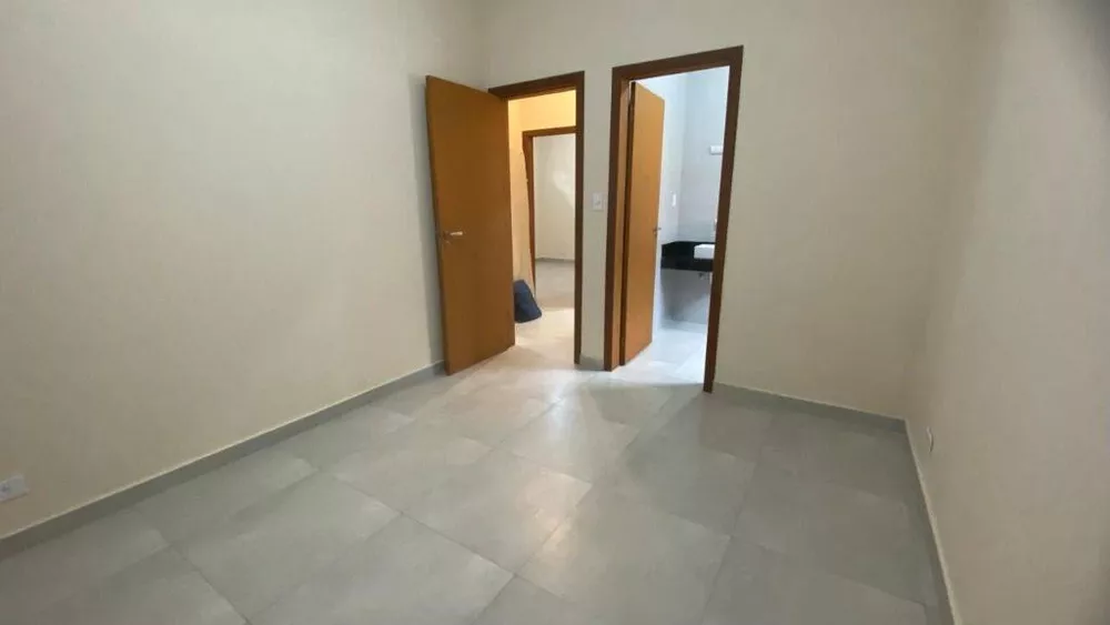 Casa à venda com 3 quartos, 78m² - Foto 3