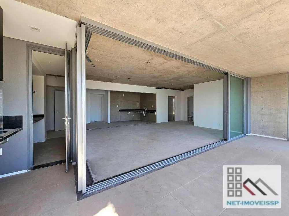 Apartamento, 3 quartos, 197 m² - Foto 1