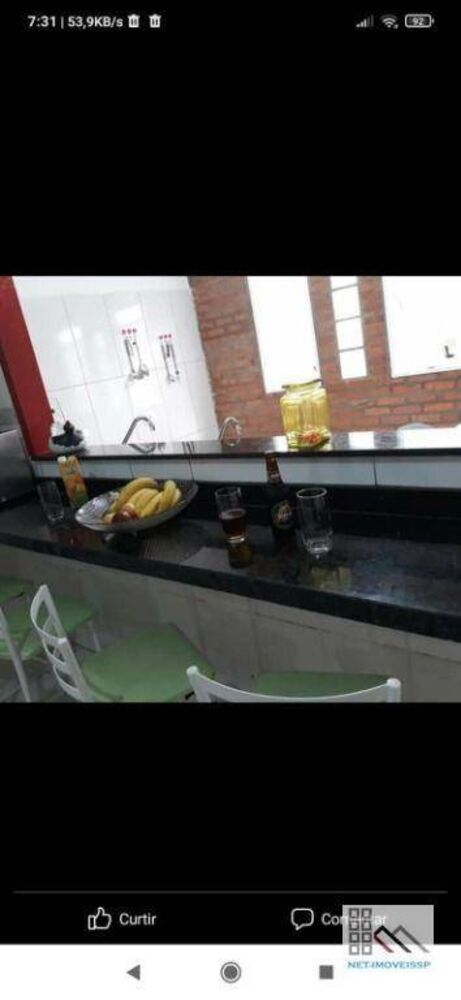 Casa à venda com 3 quartos, 148m² - Foto 2