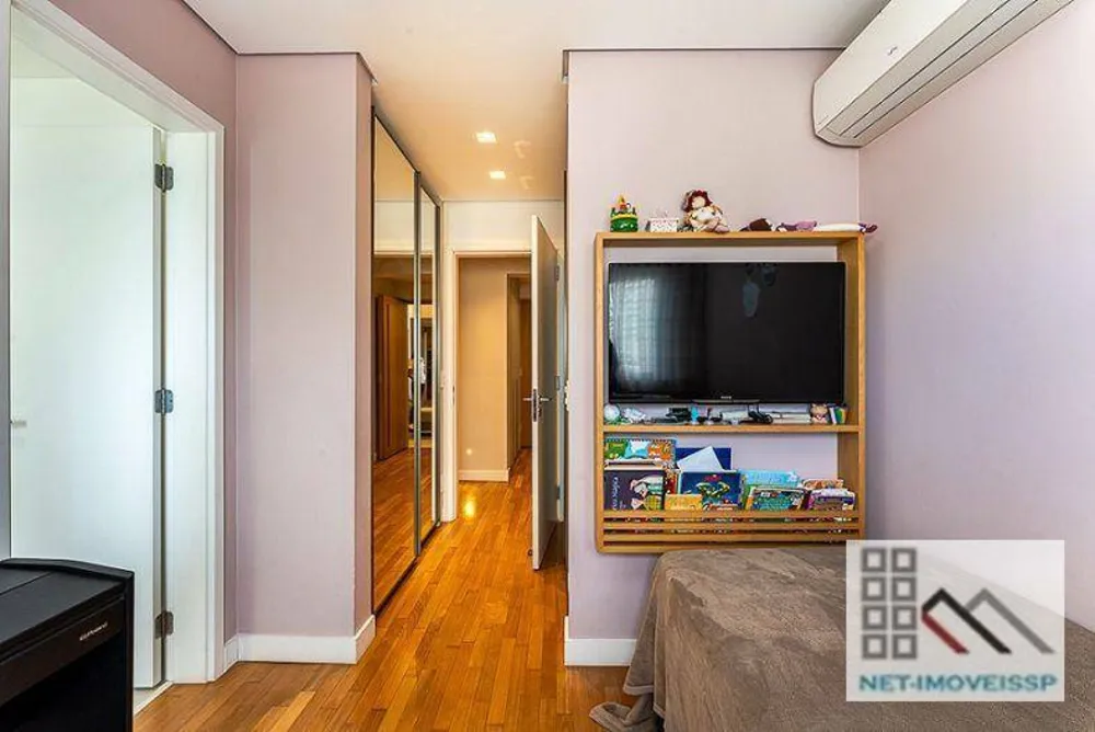 Apartamento, 3 quartos, 185 m² - Foto 2