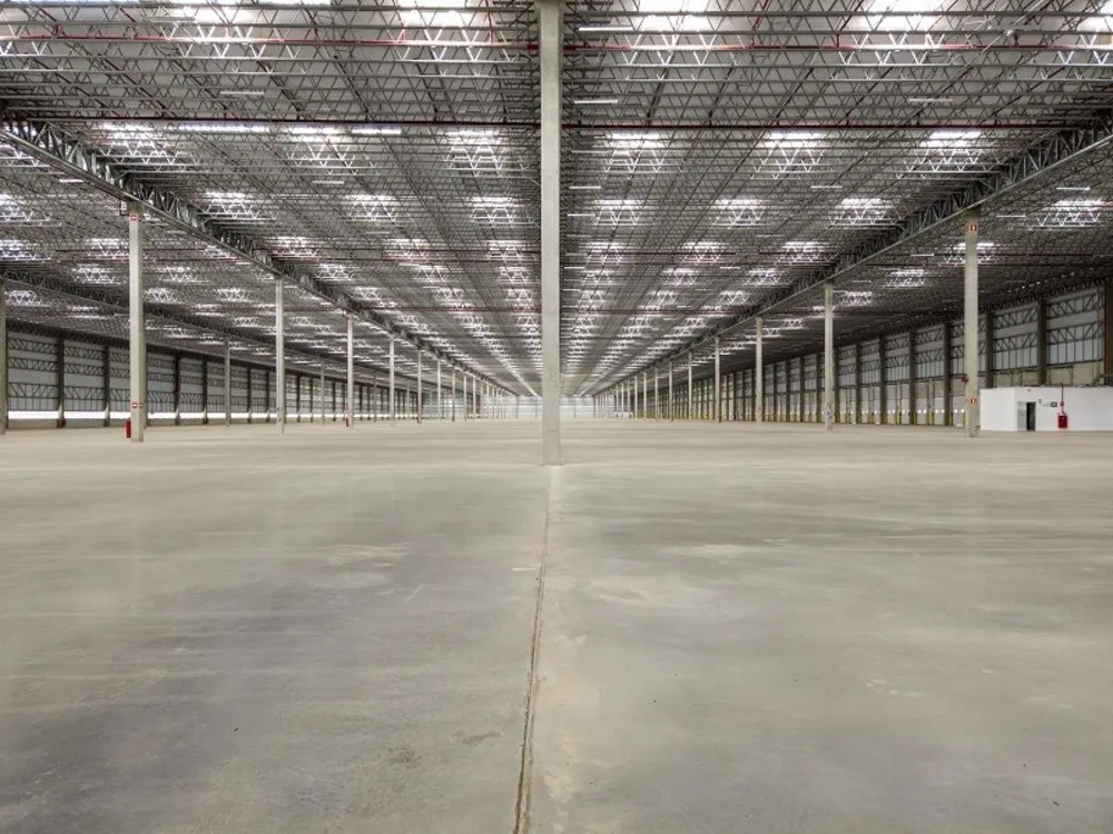 Depósito-Galpão, 8369 m² - Foto 1