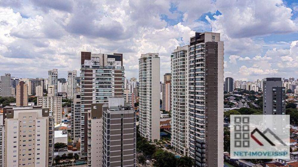 Apartamento à venda com 3 quartos, 210m² - Foto 1