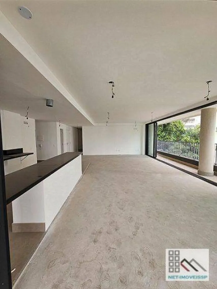 Apartamento, 3 quartos, 195 m² - Foto 1