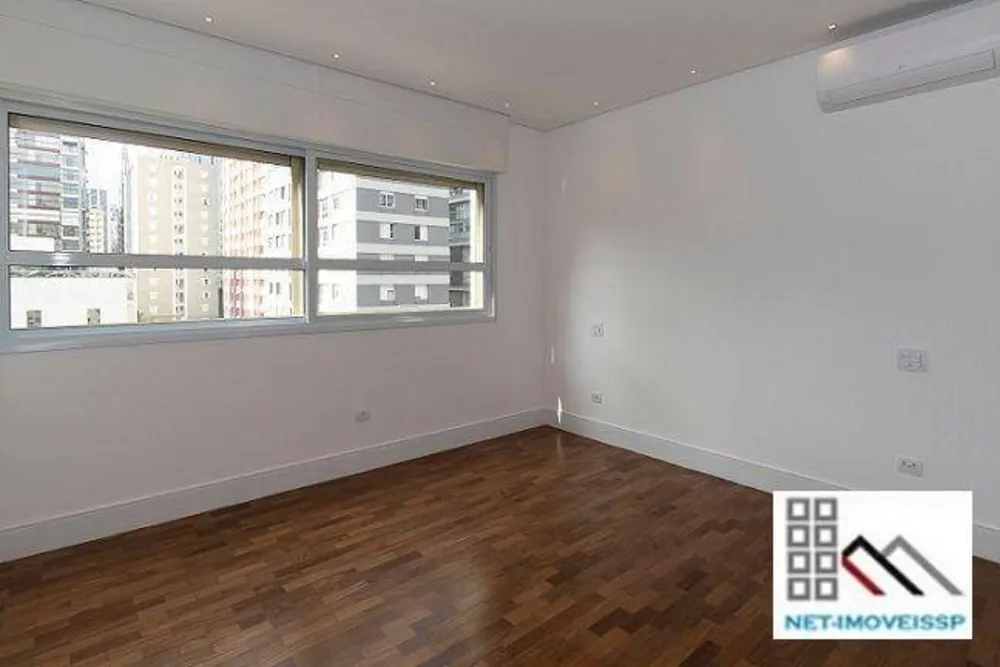 Apartamento, 3 quartos, 213 m² - Foto 1