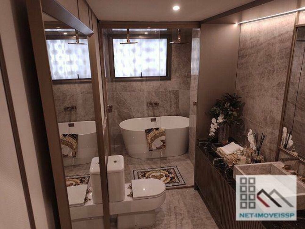 Apartamento à venda com 3 quartos, 220m² - Foto 2